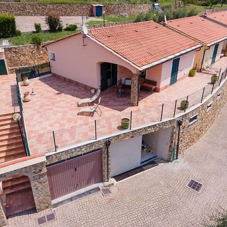 Residence Villa Il Casale - Appartamenti Wellness E Piscina Riscaldata Tovo San Giacomo ภายนอก รูปภาพ