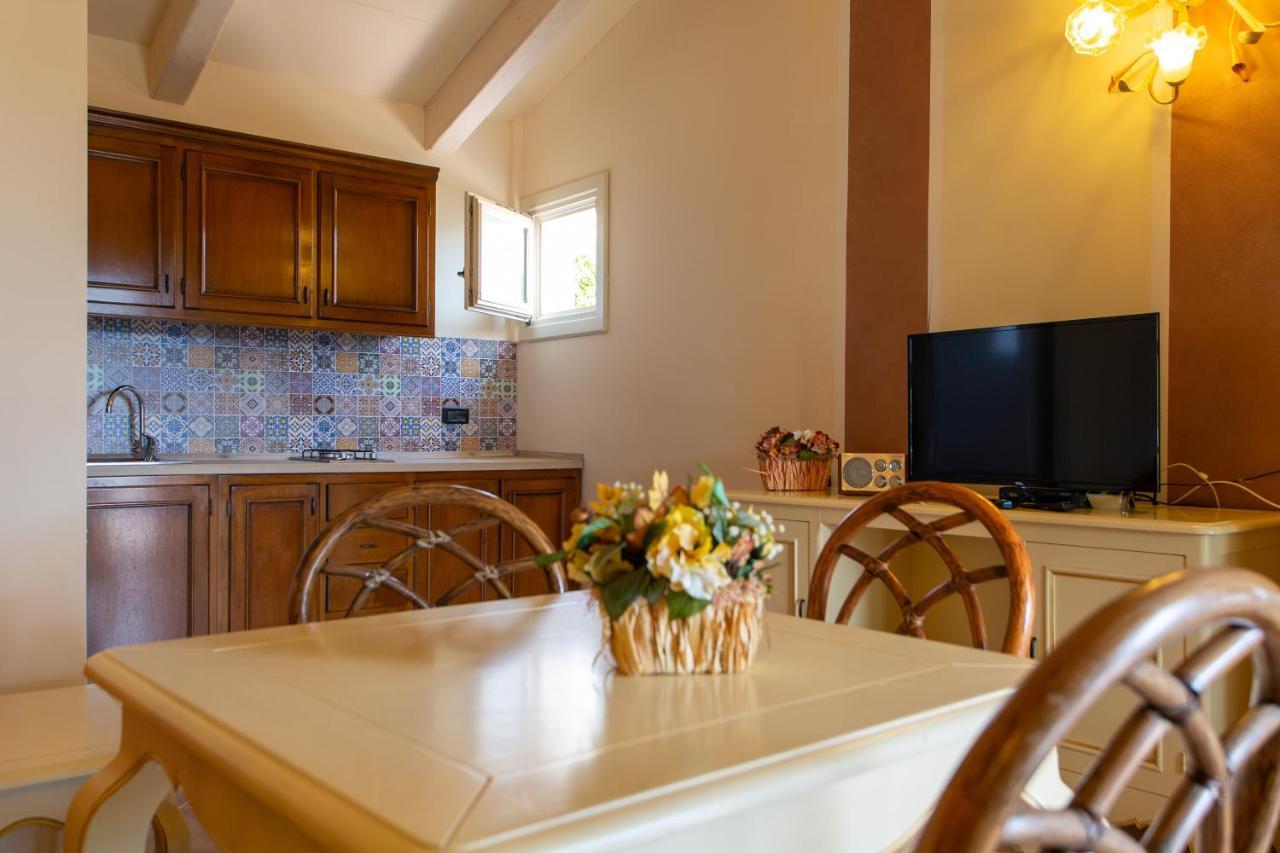 Residence Villa Il Casale - Appartamenti Wellness E Piscina Riscaldata Tovo San Giacomo ภายนอก รูปภาพ