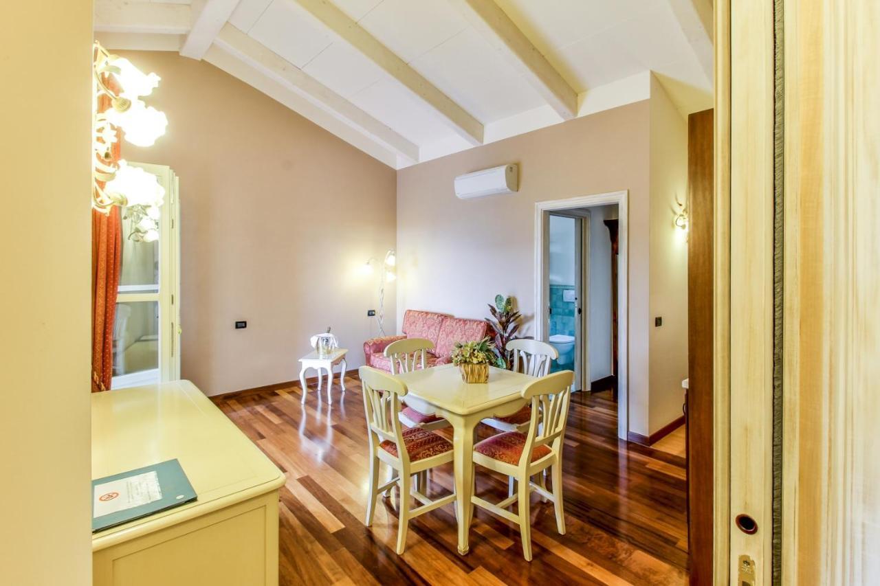 Residence Villa Il Casale - Appartamenti Wellness E Piscina Riscaldata Tovo San Giacomo ภายนอก รูปภาพ