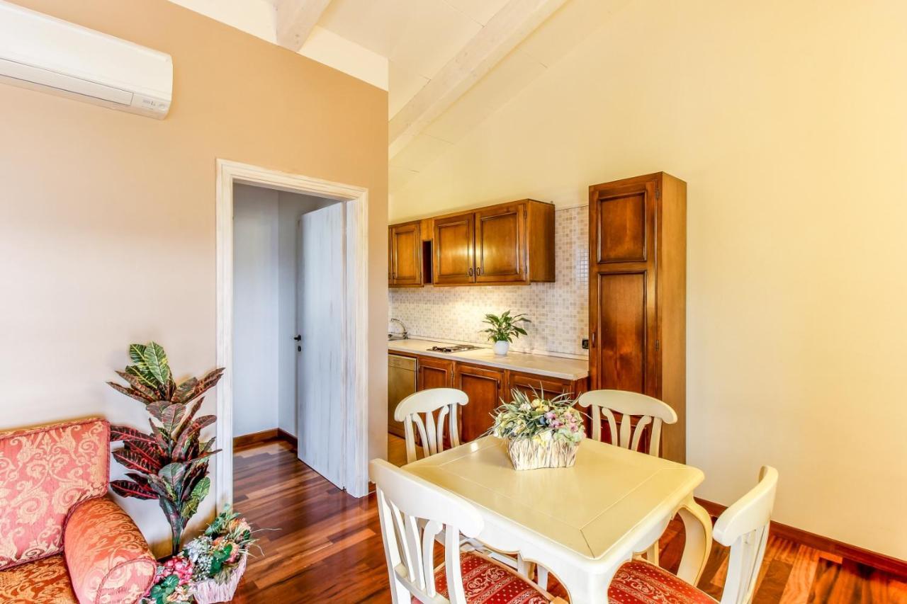 Residence Villa Il Casale - Appartamenti Wellness E Piscina Riscaldata Tovo San Giacomo ภายนอก รูปภาพ