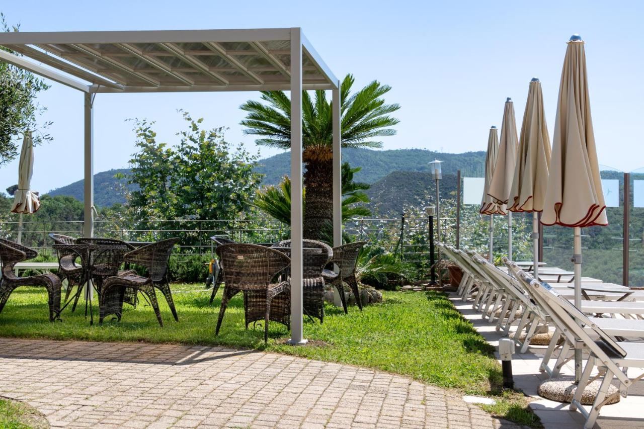 Residence Villa Il Casale - Appartamenti Wellness E Piscina Riscaldata Tovo San Giacomo ภายนอก รูปภาพ