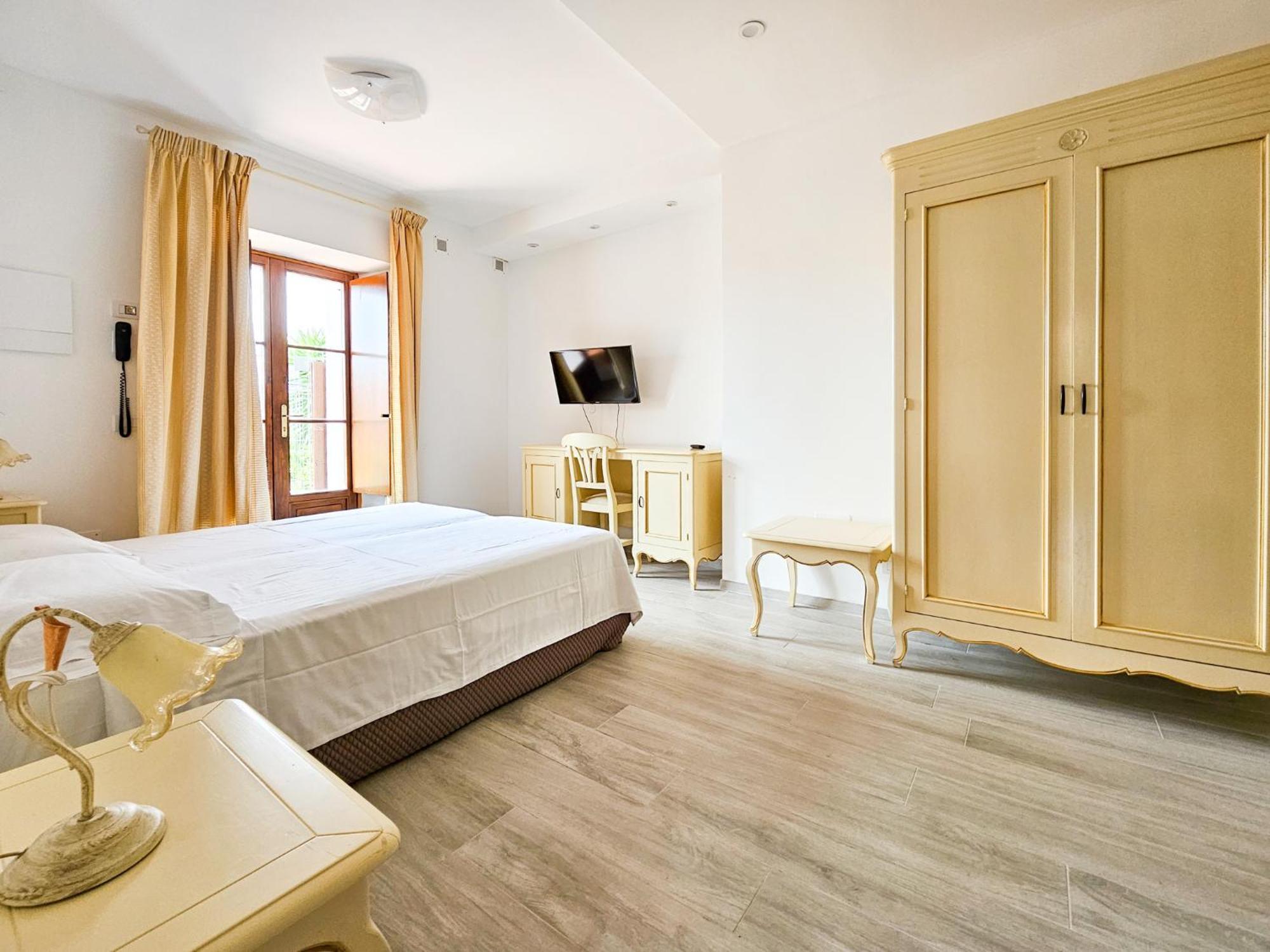 Residence Villa Il Casale - Appartamenti Wellness E Piscina Riscaldata Tovo San Giacomo ภายนอก รูปภาพ