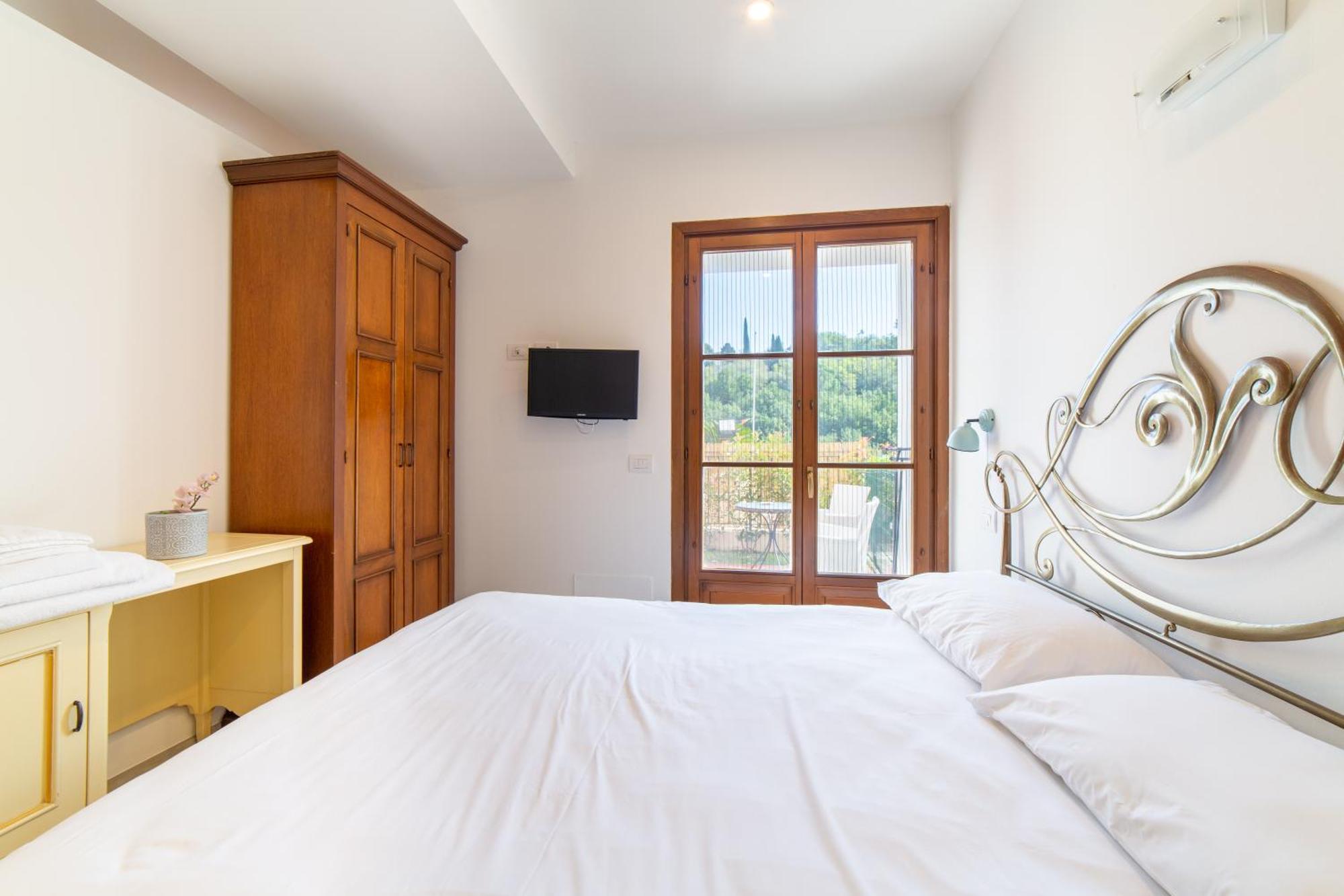 Residence Villa Il Casale - Appartamenti Wellness E Piscina Riscaldata Tovo San Giacomo ภายนอก รูปภาพ