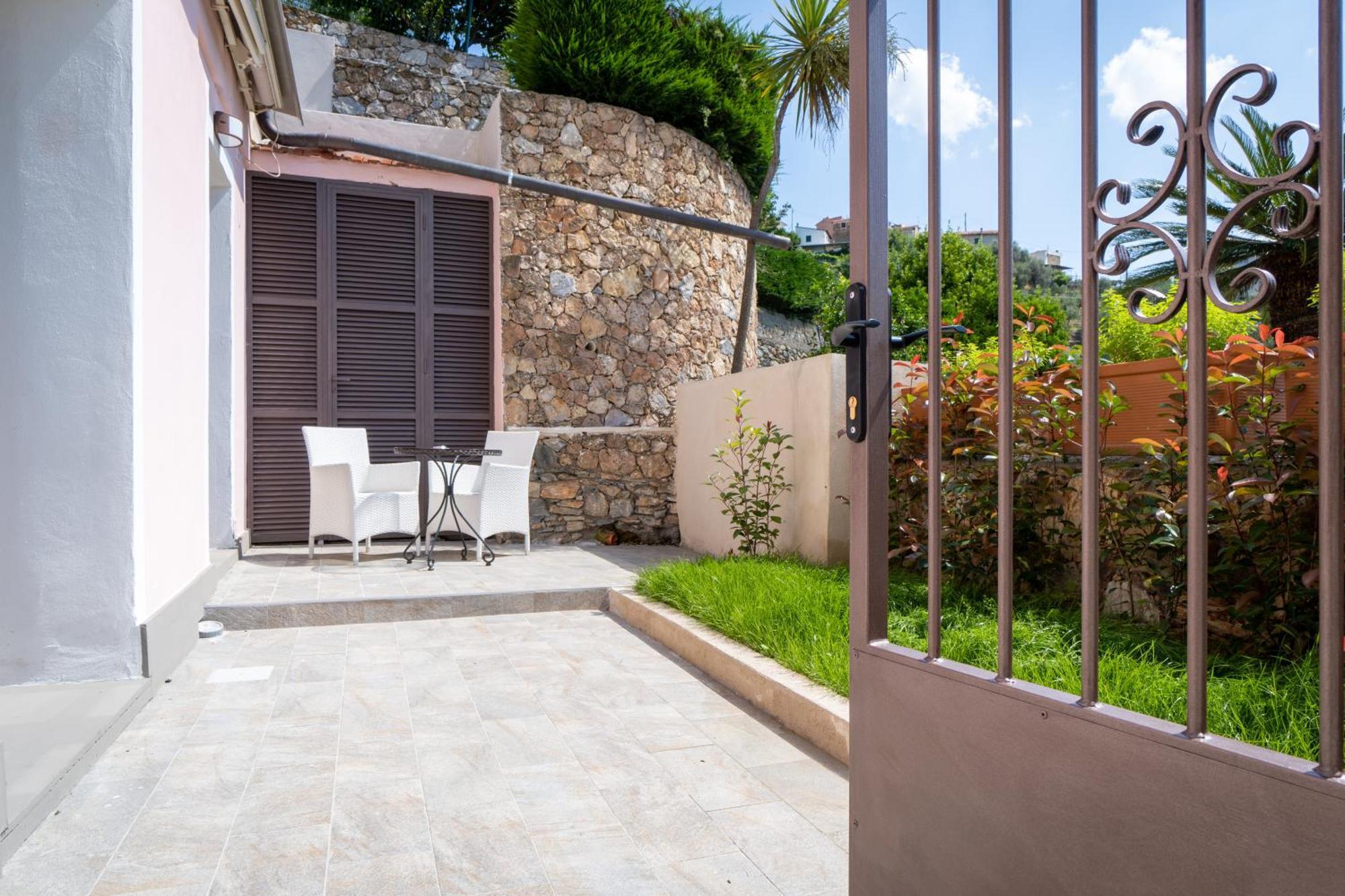 Residence Villa Il Casale - Appartamenti Wellness E Piscina Riscaldata Tovo San Giacomo ภายนอก รูปภาพ