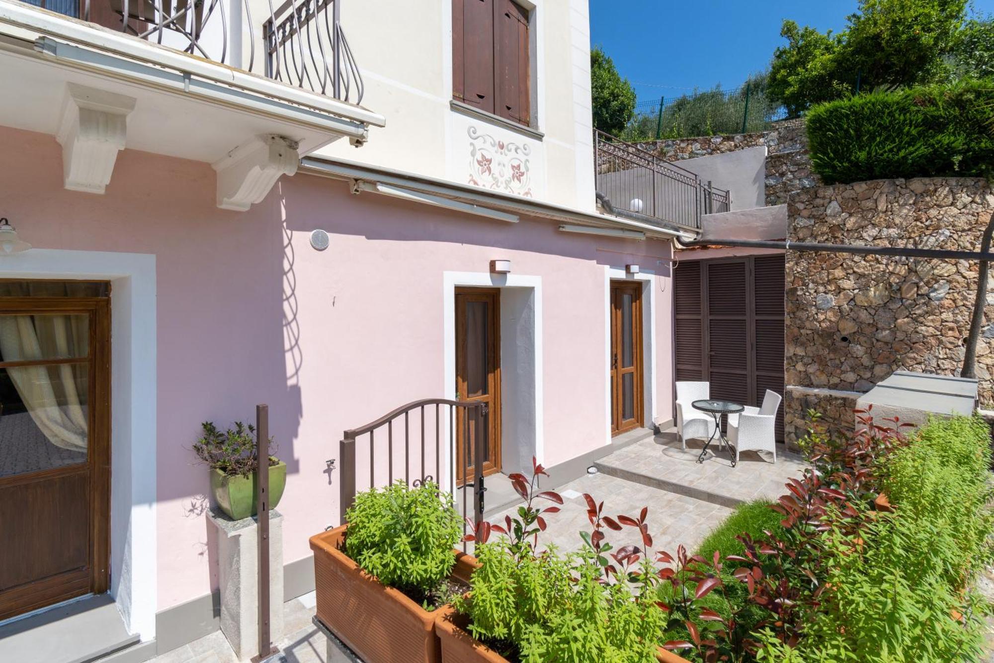 Residence Villa Il Casale - Appartamenti Wellness E Piscina Riscaldata Tovo San Giacomo ภายนอก รูปภาพ
